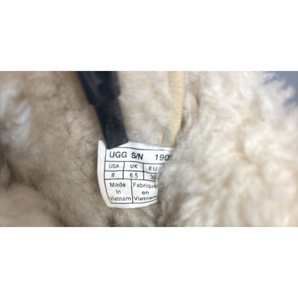 Womens UGG Boots Sz 8 Sand Adirondack II Fur Cuff Snow Water Weather-Proof $250 - Picture 13 of 15